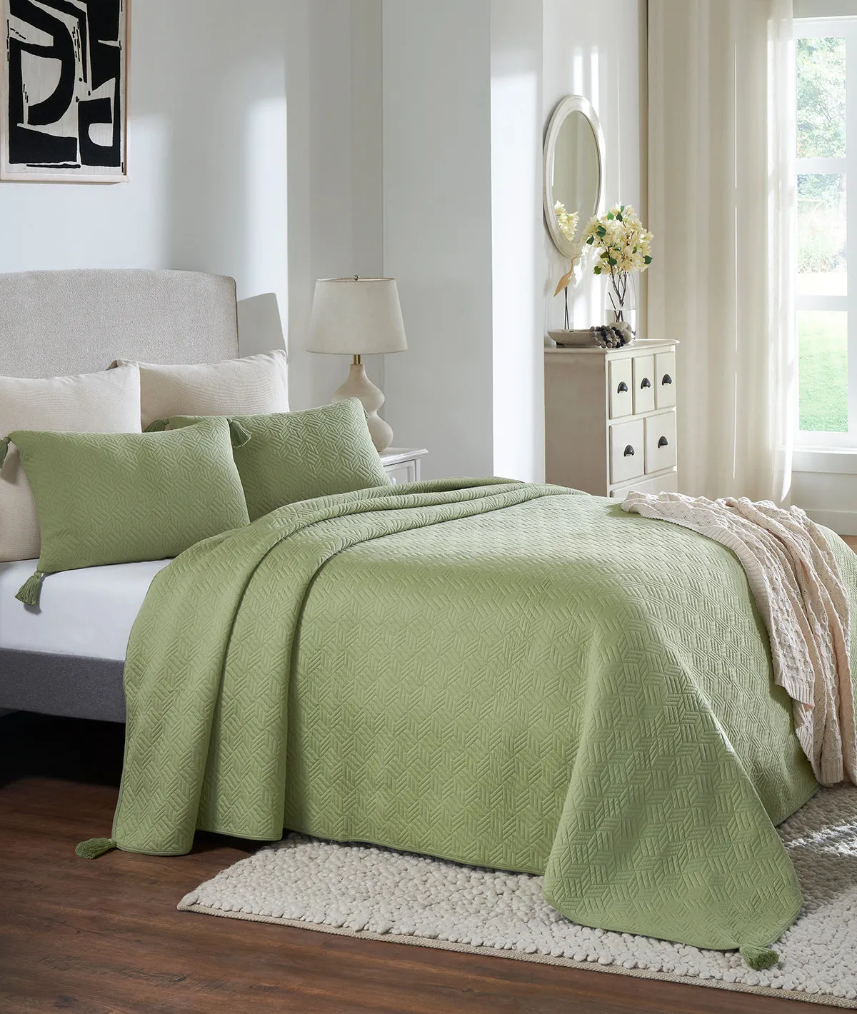 3D Cubic Scenic Green 100% Cotton Knitted With Polyester Filled King Size Bed Cover With 2 Pillow Covers(Set of 3 Pcs)